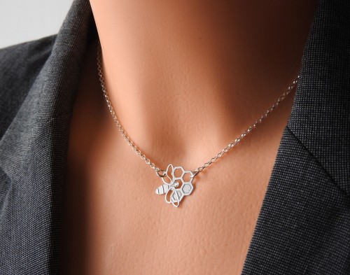 naszyjnik-srebrny-celebrytka-pszczola-srebro-925