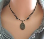 Minimalistyczny Naszyjnik Vintage Medalion z Drzewem Mosiądz / Różne Kolory 