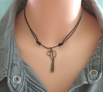 Minimalistyczny Naszyjnik Vintage z Nożycami Mosiądz / Różne Kolory 