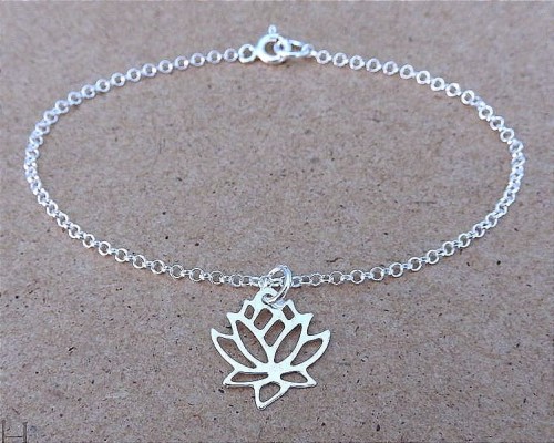 bransoletka-srebrna-celebrytka-kwiat-lotosu-srebro-925