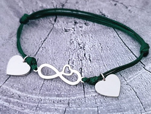 Stalowa-bransoletka-nieskonczonosc-z-serduszkiem-i-dwa-serca-z-grawerem-na-cienkim-sznurku