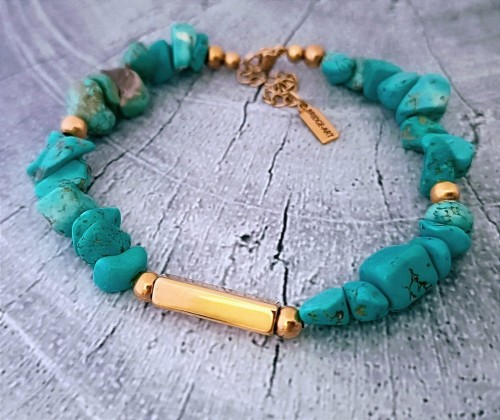 Bransoletka-z-turkusu-z-personalizowanym-slupkiem-stal-szlachetna