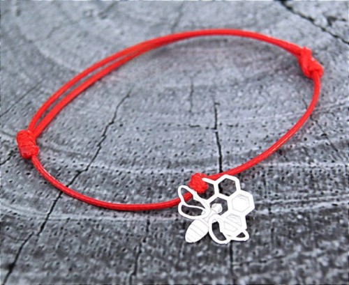 Srebrna-bransoletka-szczescia-pszczolka-na-cienkim-sznurku-srebro-925