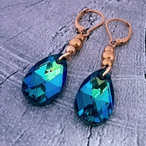 Pozlacane-kolczyki-Swarovski-Migdal-Bermuda-Blue-stal-tytanowa