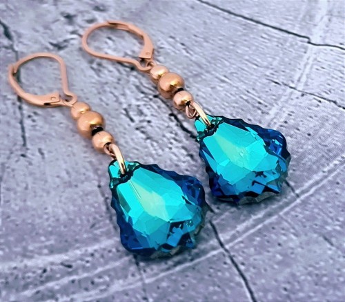 Krysztalowe-kolczyki-Baroque-Bermuda-Blue