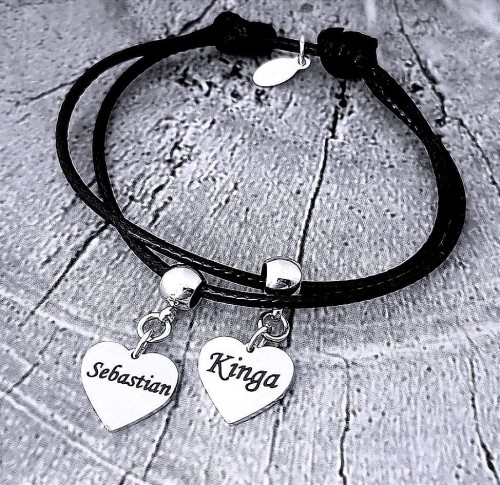 Stalowa-bransoletka-charms-dwa-serca-na-grubym-sznurku-dowolny-grawer