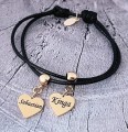 Stalowa-bransoletka-charms-dwa-zlote-serca-na-grubym-sznurku-dowolny-grawer