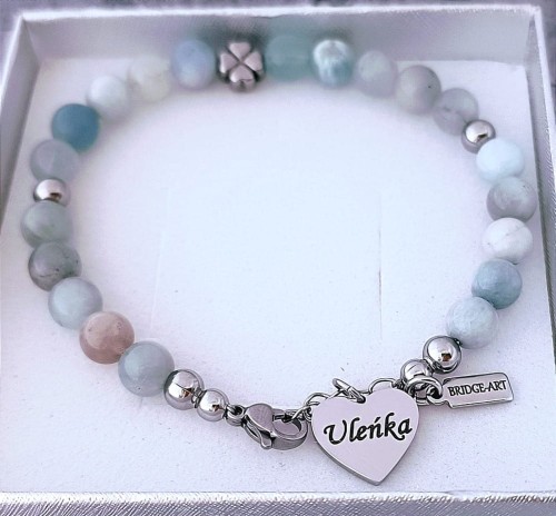 Bransoletka-stalowa-z-akwamarynu-z-serduszkiem-i-koniczynka