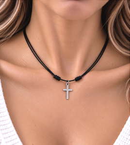 Minimalistyczny Naszyjnik Wodoodporny Choker z Krzyżykiem Stal Szlachetna